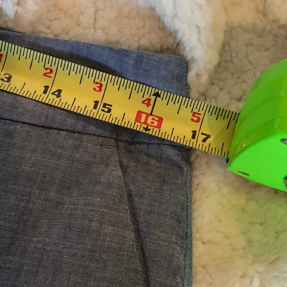 Talbots size 8 chambray scalloped hem shorts.  5” inseam. Like new.  See pics. - Picture 7 of 7